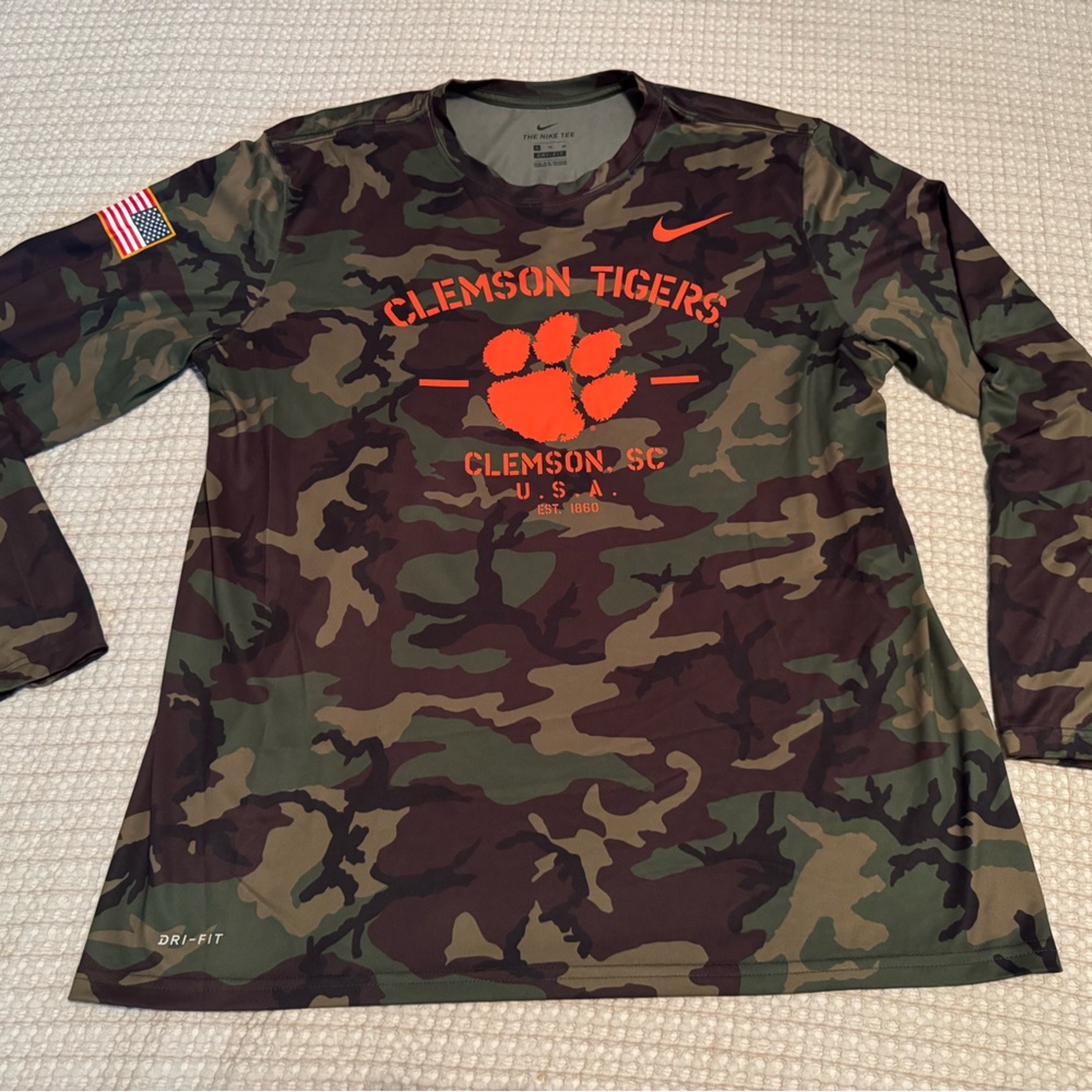 Nike Clemson Tigers Camo Long Sleeve Shirt